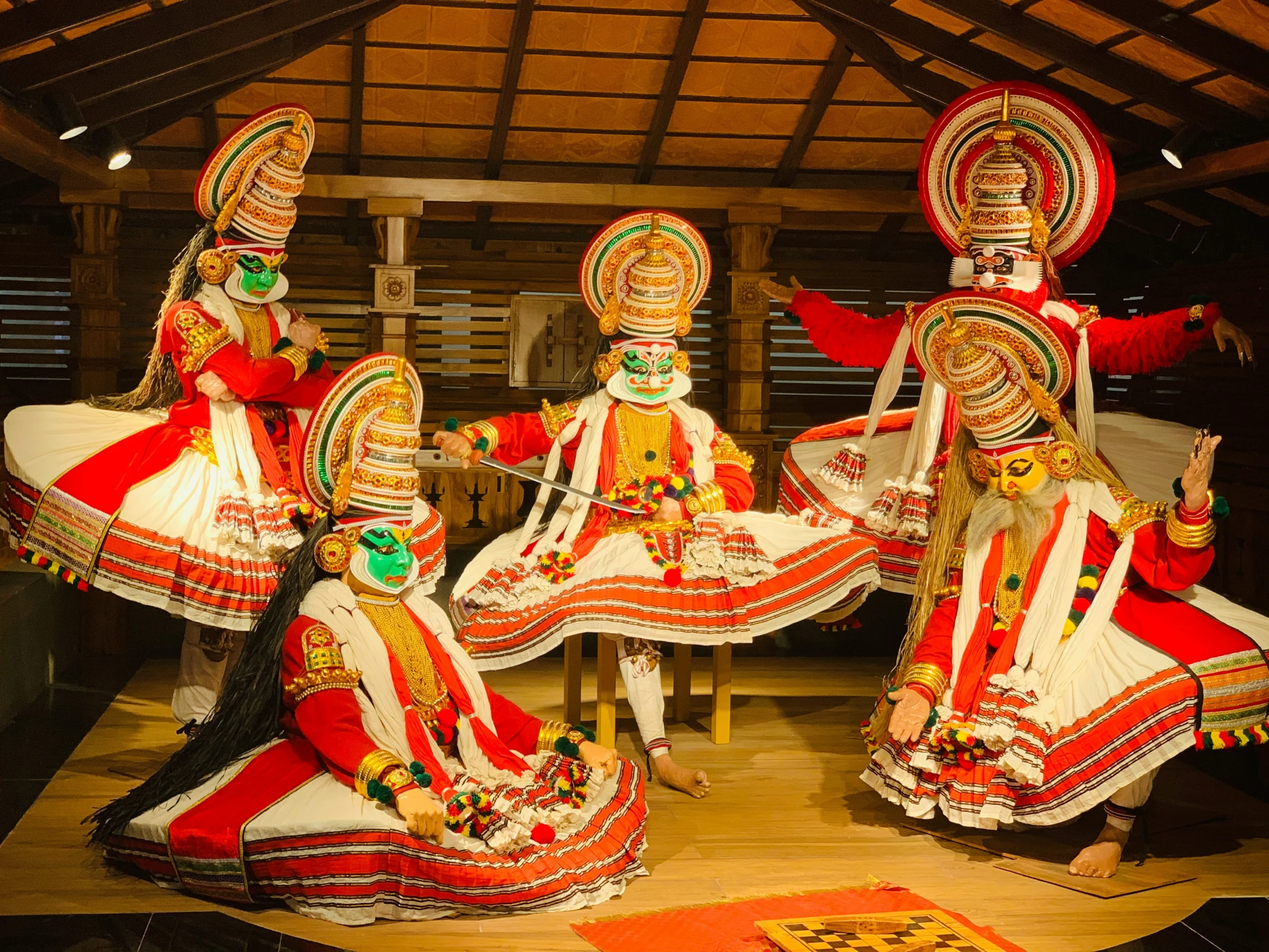 Kathankali dancers_1