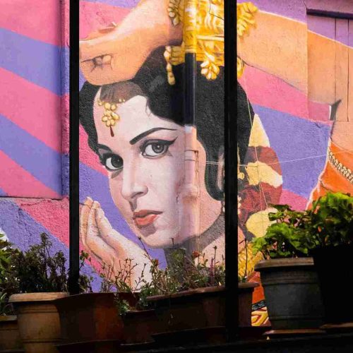 Bollywood Mumbai_11zon